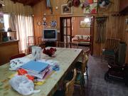 chalet 4 ambientes con garage. Buen estado. Zona: Las...