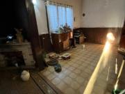 CHALET 4 AMBIENTES CON GARAJE PARA RECICLAR EN EL BARRIO...