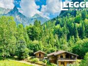 Chalet 4 chambres au calme dans cadre alpin, proche...