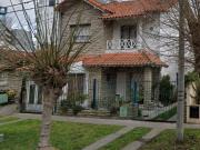 Chalet 5 amb. Garage. Quincho. Parque Génova y Araoz P....