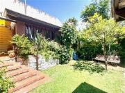 Chalet 5 ambientes con parque y quincho – Parque Luro