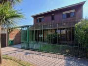 Chalet 5 ambientes en chauvin