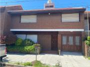 Chalet 5 ambientes en Venta Chauvin