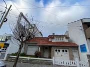 Chalet 6 ambientes con depto de 3 ambientes en Gascón e...