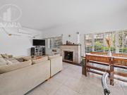 Chalet 7 ambientes en dos plantas en san isidro