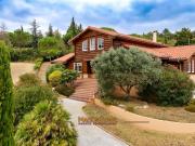 Chalet à seulement 15 minutes de Toulouse 243m² Lacroix...