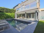 Chalet adosado de 390 m2 en alquiler El Encinar de los...