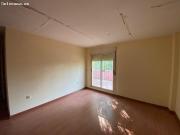 Chalet Adosado en MonteCastillo: Espacio y Comodidad...