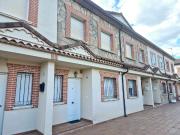 Chalet adosado en venta, Navaluenga, Ávila