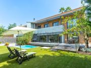 Chalet, Alella