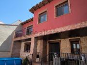 Chalet, Alfambra
