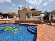 Chalet, Almoradí