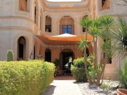 Chalet, Arta