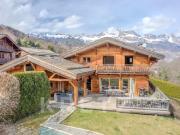 Chalet authentique avec vue panoramique sur le Mont Blanc