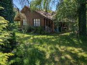 Chalet avec dépendances sur 25 682 m2 de terrain dont 7 415