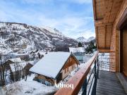Chalet avec vue panoramique et terrasse