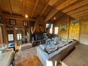 Chalet avec vue panoramique, piscine et potentiel