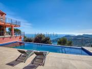 Chalet, Begur