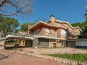 Chalet, Cabrils
