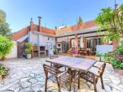 Chalet, Calafell