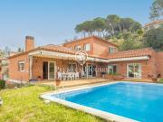 Chalet, Caldes d&apos Estrac