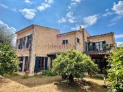 Chalet, Campos