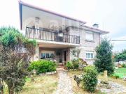 Chalet, Cangas
