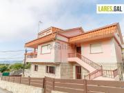 Chalet, Cangas