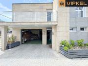 Chalet, Cangas