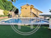 Chalet, Cànoves i Samalús