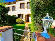 Chalet, Castell Platja d&apos Aro