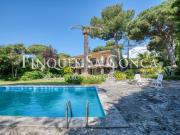 Chalet, Castell Platja d&apos Aro