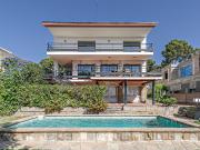 Chalet, Castelldefels