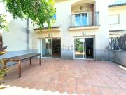 Chalet, Castellet i la Gornal