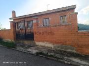 Chalet, Castellet i la Gornal