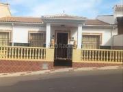Chalet, Castillo de Locubin