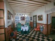 Chalet, Coin