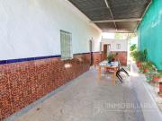 Chalet, Coin