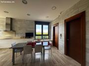 Chalet con 5 dormitorios con piscina y garaje en...