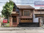 Chalet con excelente lote y ubicación