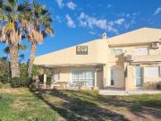 CHALET CON JARDÍN Y PISCINA BENIDORM