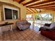 CHALET CON NAVES PARTIDA CARRUS
