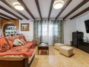 CHALET CON PISCINA PRIVADA EN ESQUINA CON JACUZZI Y SAUNA