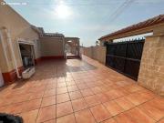 Chalet con piscina y amplias estancias en El Chaparral