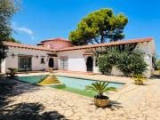Chalet con piscina y vistas panorámicas en Dénia Las Rotas