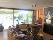 Chalet con Vistas al Golf y Piscina Privada