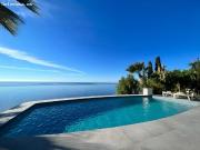 Chalet con vistas al mar y piscina en alquiler, Salobreña