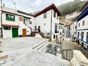 Chalet, Cudillero