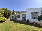 Chalet, Cuevas de San Marcos