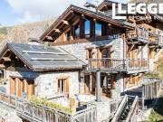 Chalet d’exception au bord de la piste de ski à Saint...